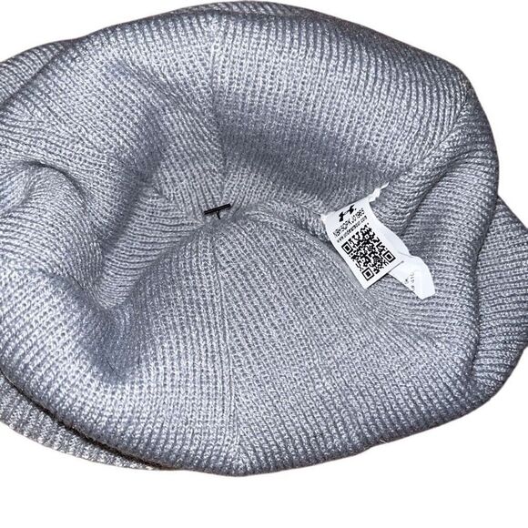 Under Armour Cold Gear Youth Grey Geometric Winter Hat Beanie - Picture 2 of 3